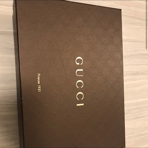 Gucci Heels - Picture 2 of 6